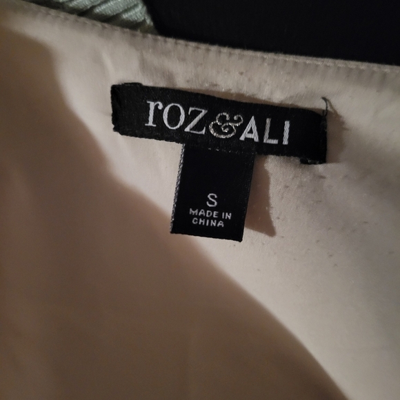 Roz & Ali Cream Jacket – Open-Front, Grommet Scalloped Hem, Size S - Picture 8 of 9